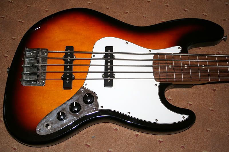 http://i2.photobucket.com/albums/y36/MMSR5/More%20Stuff/Bass7.jpg