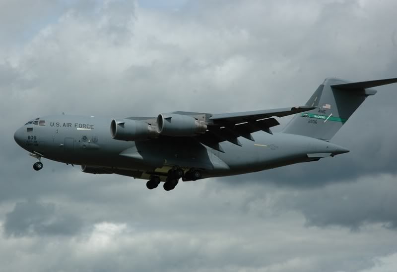 http://i2.photobucket.com/albums/y36/MMSR5/New%20Edits/Fairford10JUL07AMB.jpg