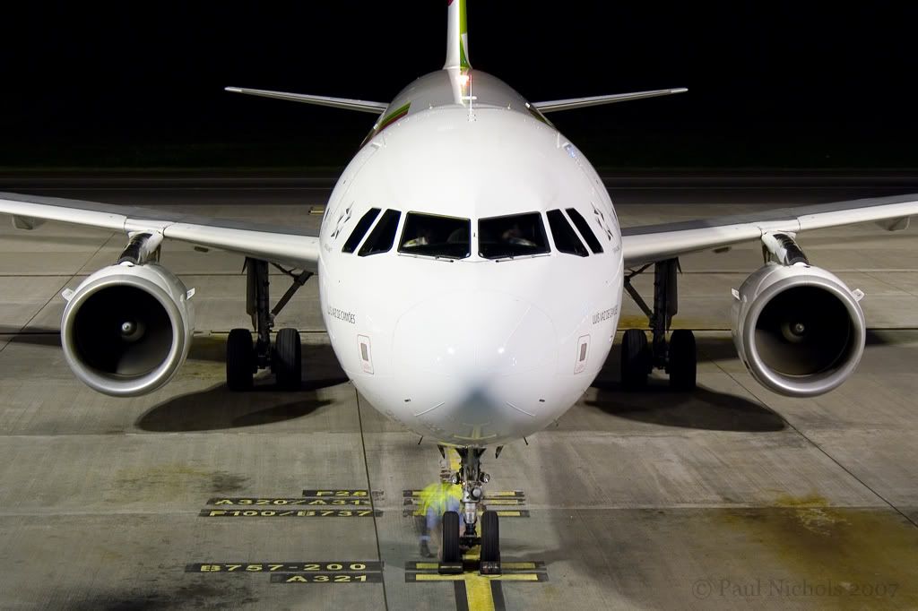 IMAGE: http://i2.photobucket.com/albums/y36/MMSR5/New%20Edits/IMG_5203.jpg