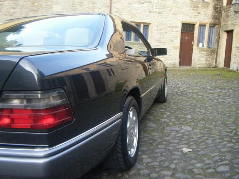 MercedesCE22Coupe1993010.jpg