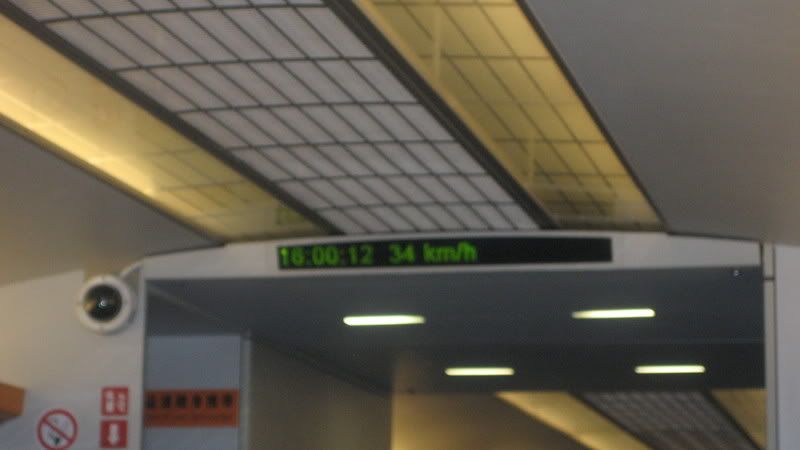 http://i2.photobucket.com/albums/y38/squizy/Shanghai079.jpg http://i2.photobucket.com/albums/y38/squizy/Shanghai079.jpg