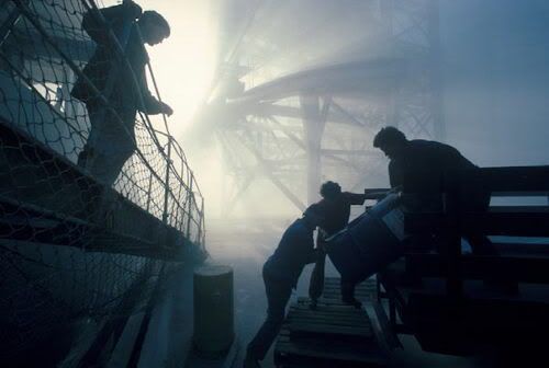 dockworkers_sunrise