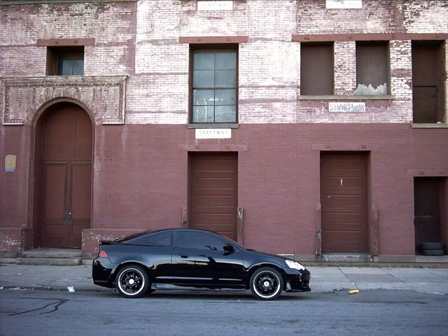 http://i2.photobucket.com/albums/y4/mmg0310/CarPics/IMG00312B.jpg