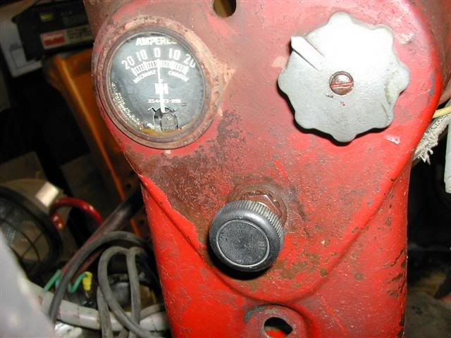Instrument panel question - Farmall Cub