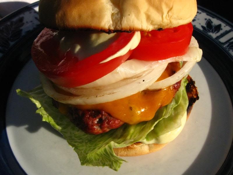 BGEUmamiSirloinBurger0006.jpg