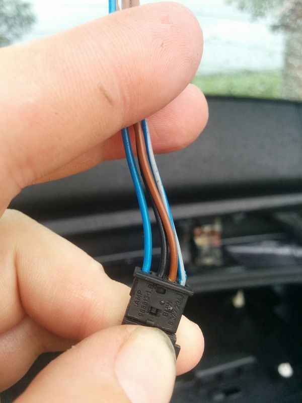 Tailgate not latching reliably Baby BMW Forum