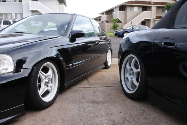 IMAGE: http://i2.photobucket.com/albums/y41/poweredxblitz/IMG_0225.jpg