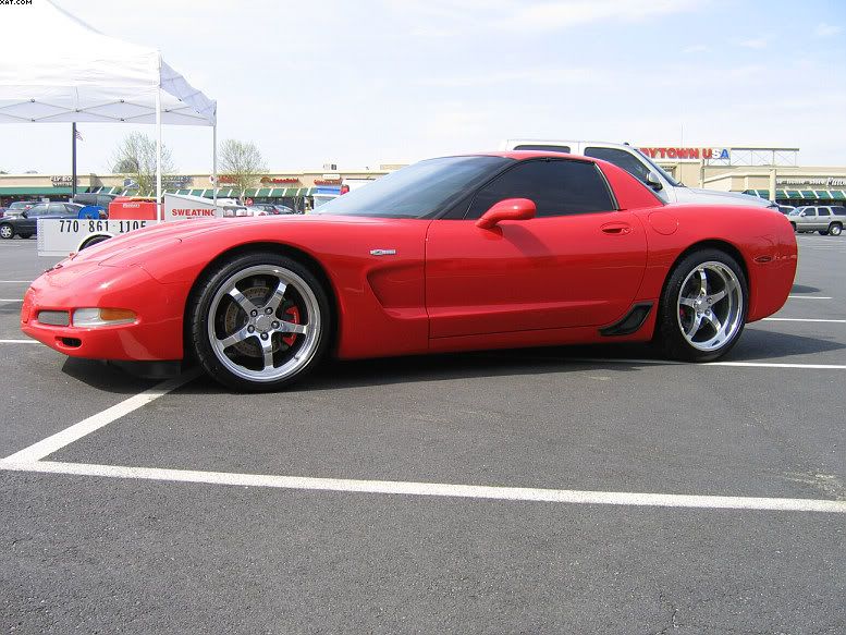 02Z062a.jpg