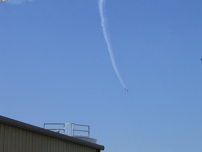BlueAngels3a.jpg