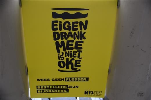 http://i2.photobucket.com/albums/y42/dommeltje/dommeltje004/EigenDrank%201.jpg