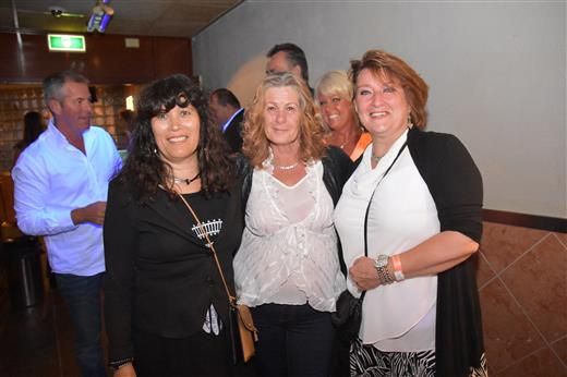http://i2.photobucket.com/albums/y42/dommeltje/dommeltje006/Club%2070%20Reuumlnie%2011.jpg