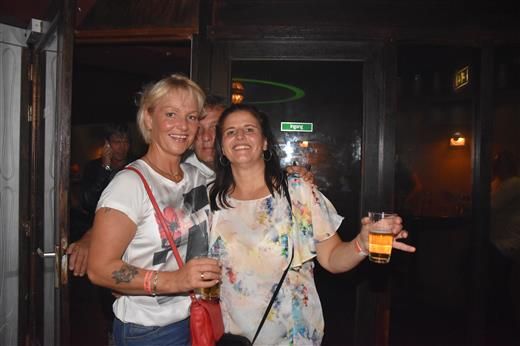 http://i2.photobucket.com/albums/y42/dommeltje/dommeltje006/Club%2070%20Reuumlnie%20133.jpg