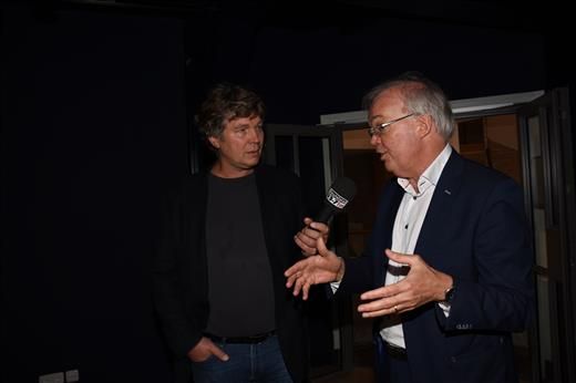 http://i2.photobucket.com/albums/y42/dommeltje/dommeltje010/dommeltje%2021/Boerhaave%20rondleiding%2015.jpg