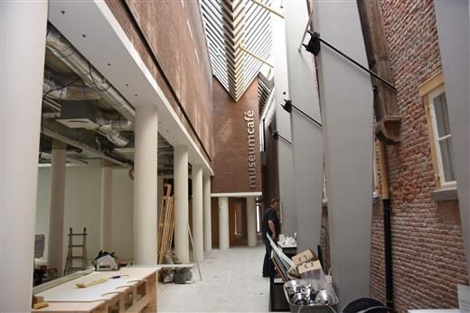 http://i2.photobucket.com/albums/y42/dommeltje/dommeltje010/dommeltje%2021/Boerhaave%20rondleiding%207.jpg