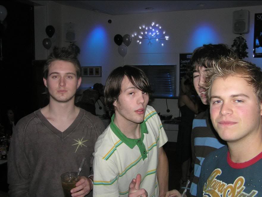 Image hosted by Photobucket.com