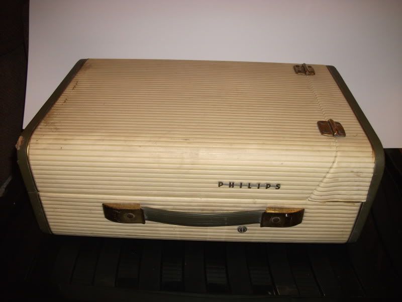 For Sale Picnic Basket, vintage portable record player Volkszone Forum