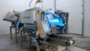 TOMRA Sorting Solutions has installed a new cold room in its test and demonstration center in Leuven, Belgium.