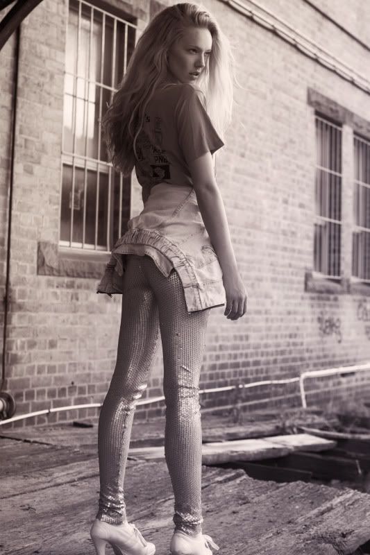 http://i2.photobucket.com/albums/y49/custardlily/Chelsea9.jpg