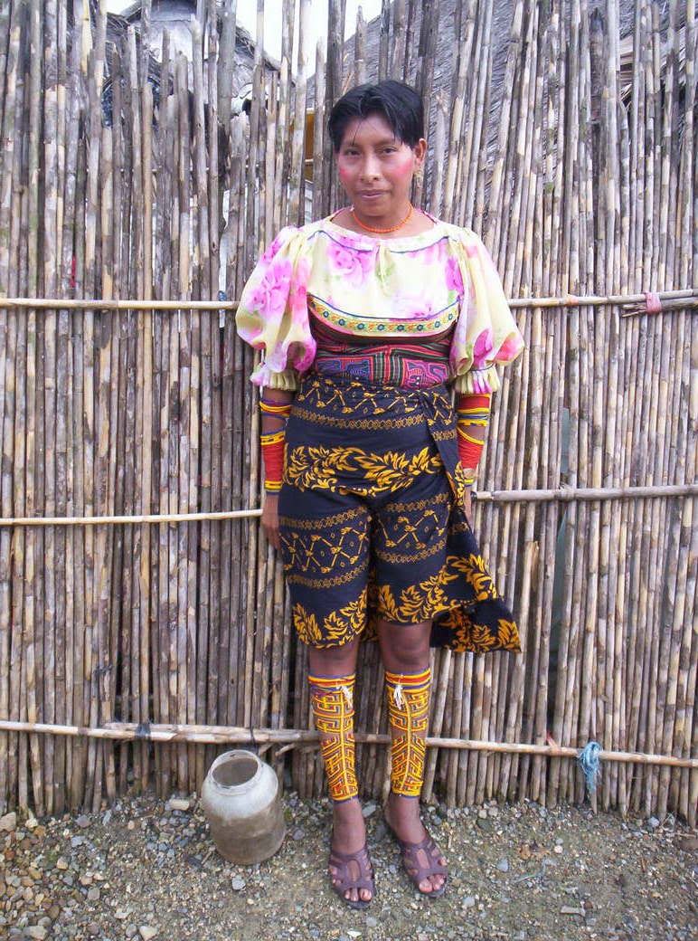 Kuna woman Pictures, Images and Photos