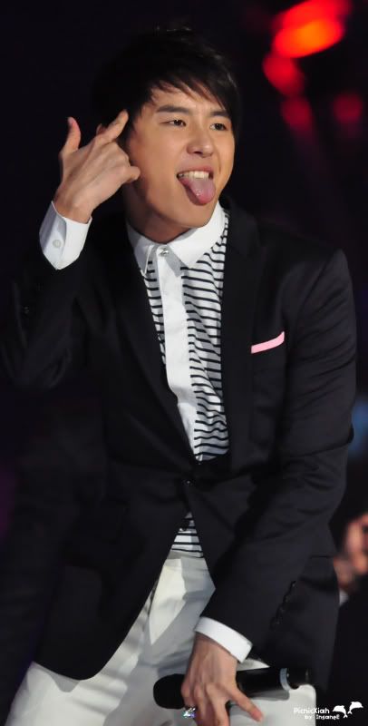 081229_Perf_JS-12.jpg