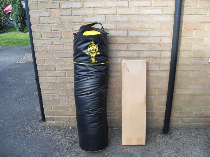 Golds Gym 36" Boxing Bag Non Automotive Items BRISKODA