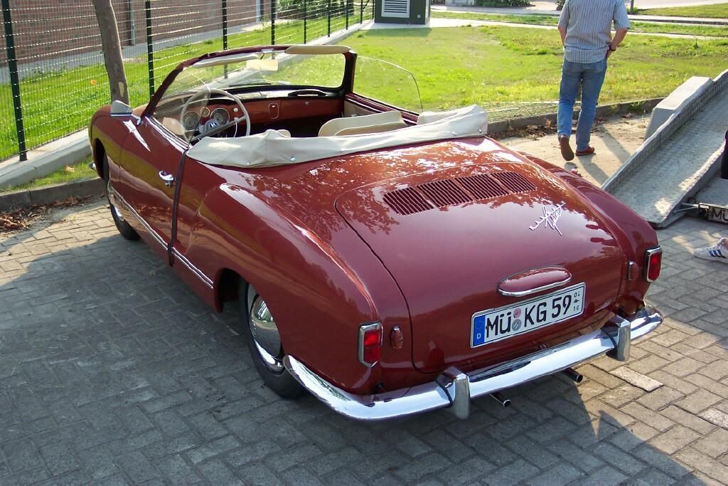 Image may have been reduced in size. Click image to view fullscreen.