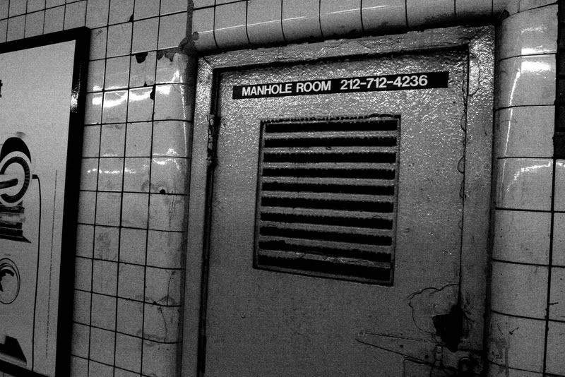 IMAGE: http://i2.photobucket.com/albums/y9/Ax2xcore/814801413_732a0c585b_b.jpg