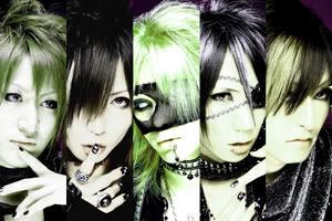 http://i2.photobucket.com/albums/y9/Azami/1243137485.jpg