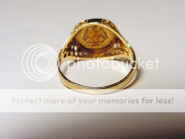 9K Yellow Gold Emperador Maximiliano Gold Token Ring   Size 7  
